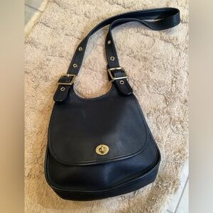 Vintage Coach 9988 Crescent Saddle Bag Black Leather USA Made w/ Hangtag Brass